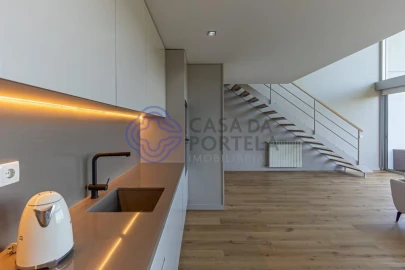 Apartamento para Venda em Santa Marinha e São Pedro da Afurada