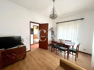 Moradia T2 para Venda em Castanheira de Pêra e Coentral