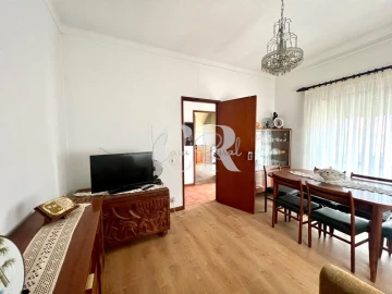 Moradia T2 para Venda em Castanheira de Pêra e Coentral