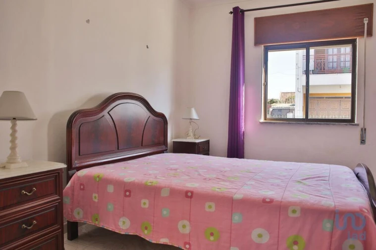 Moradia T3 para Venda em Longueira/Almograve Foto 10