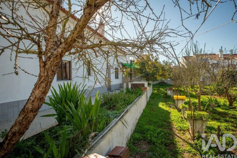 Moradia T3 para Venda em Longueira/Almograve Foto 23