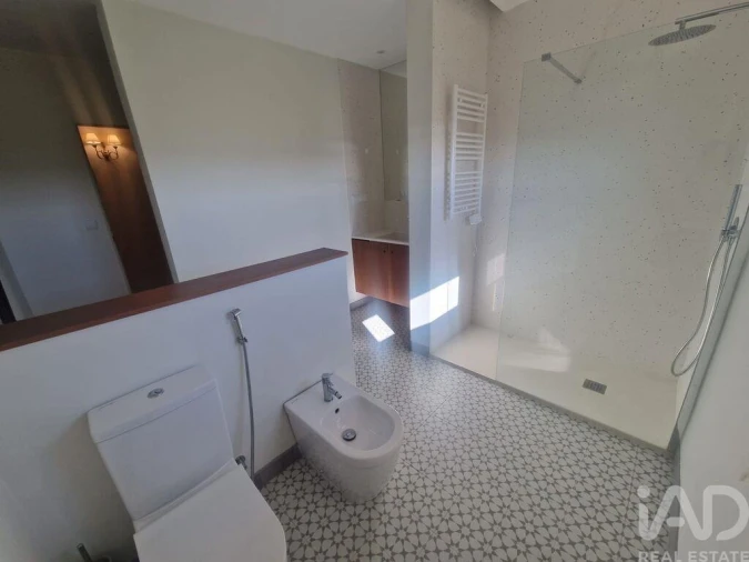 Moradia T5 para Venda em Nadadouro Foto 20