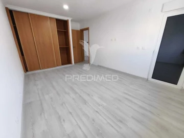 Moradia T5 para Venda em Amora