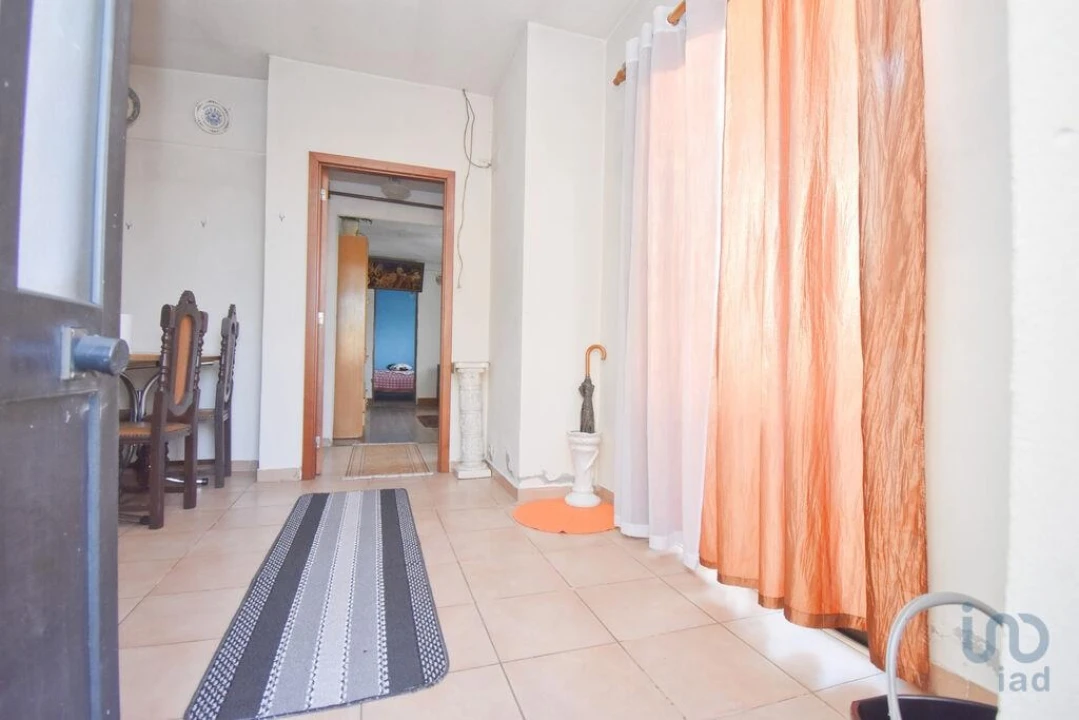 Moradia T3 para Venda em Vila Nova Foto 5