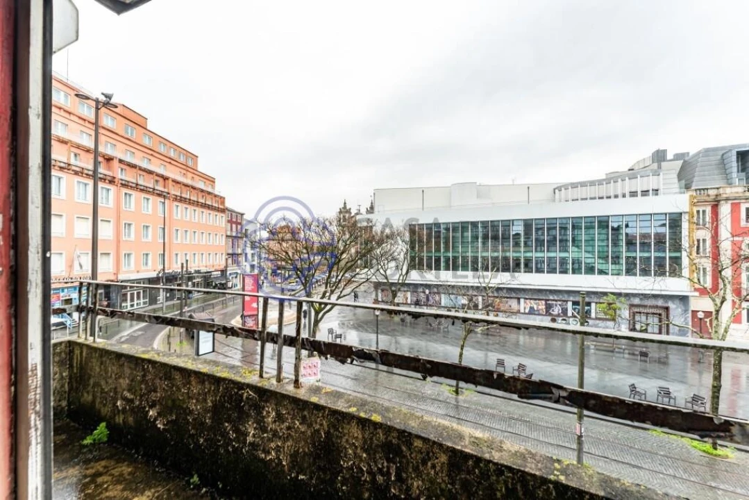 Prédio para Venda em Cedofeita, Santo Ildefonso, Sé, Miragaia, São Nicolau e Vitória Foto 9
