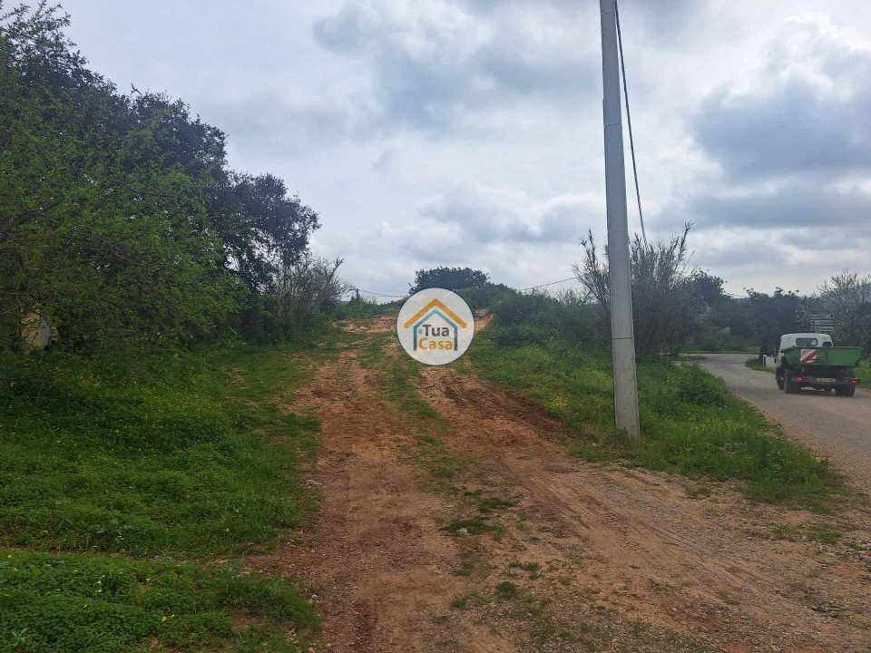 Terreno para Venda em São Brás de Alportel Foto 2