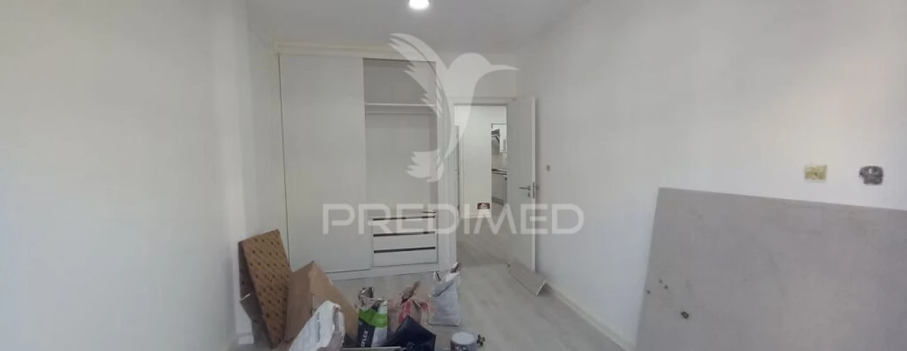 Apartamento T3 para Venda em Costa da Caparica Foto 4