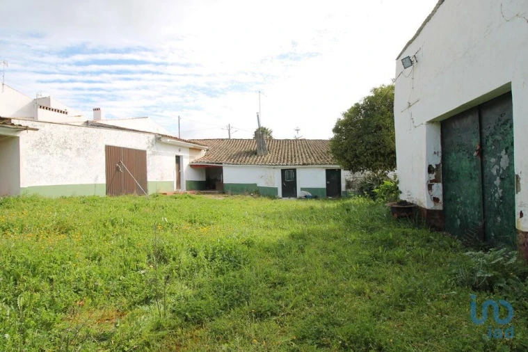 Moradia T4 para Venda em Arcos Foto 2