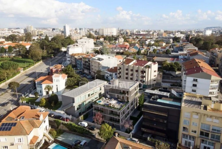 Apartamento T3 para Venda em Cedofeita, Santo Ildefonso, Sé, Miragaia, São Nicolau e Vitória Foto 2