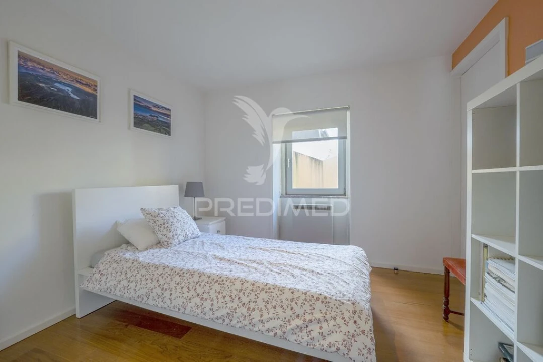 Moradia T5 para Venda em Angra (São Pedro) Foto 18