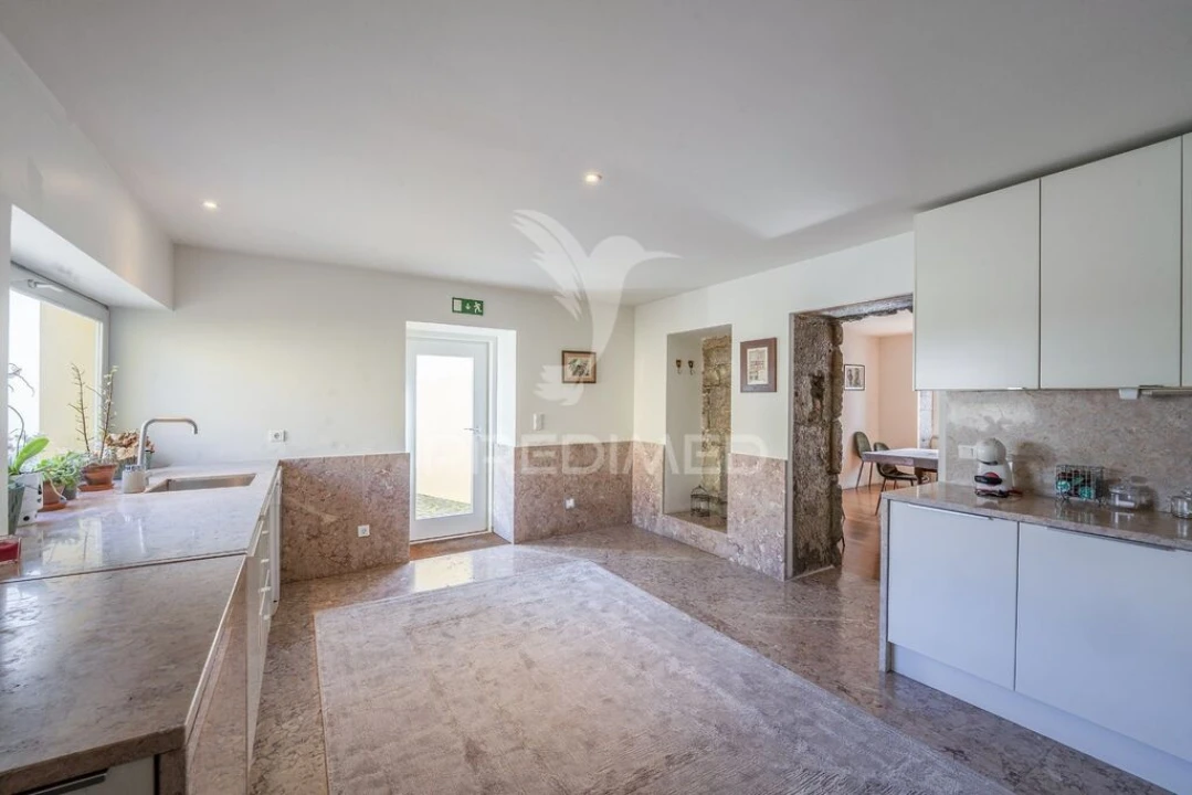 Moradia T5 para Venda em Angra (São Pedro) Foto 14