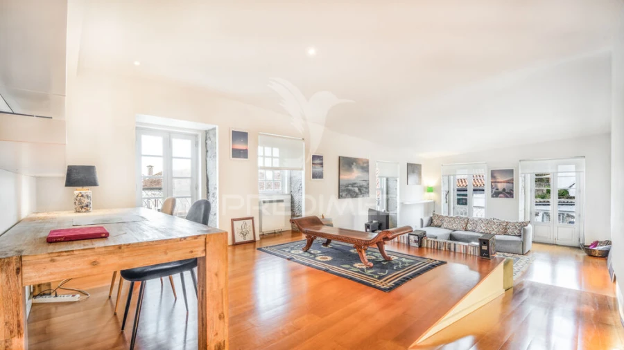 Moradia T5 para Venda em Angra (São Pedro) Foto 2