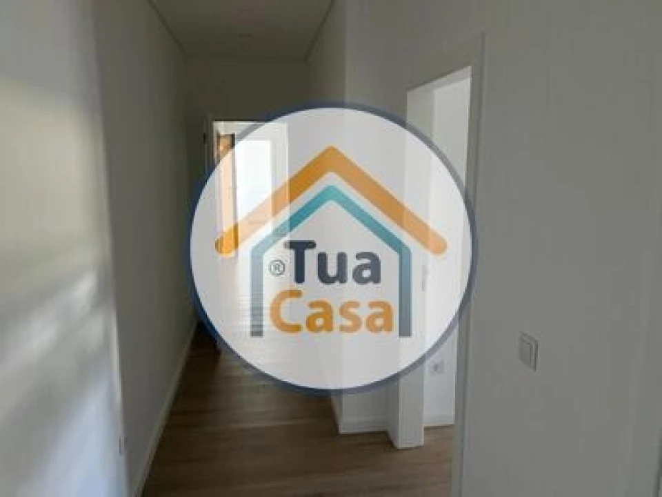 Apartamento T2 para Venda em Currelos, Papízios e Sobral Foto 4