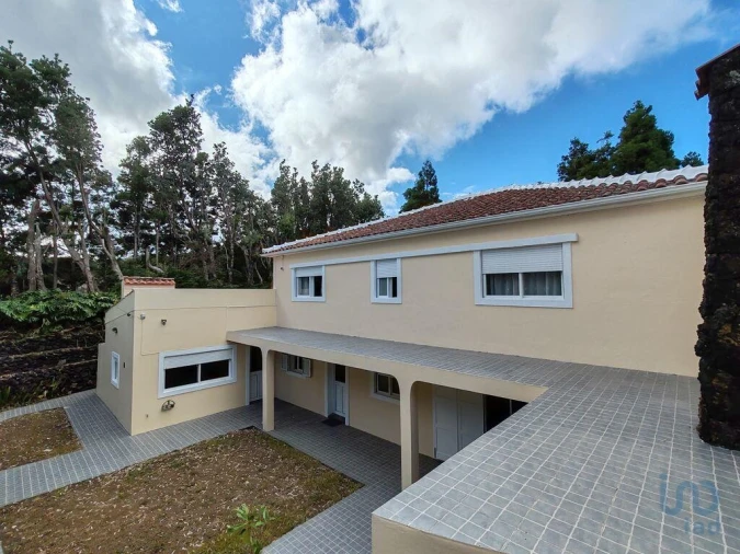 Moradia T8 para Venda em Piedade Foto 8