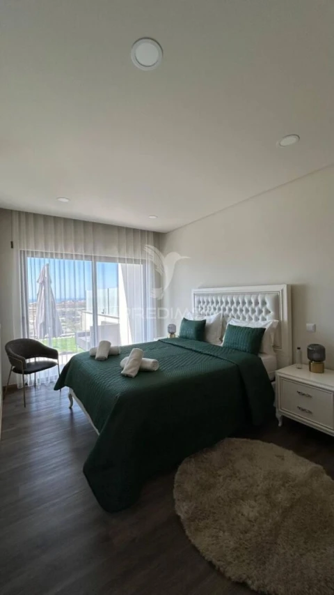 Apartamento T3 para Venda em Albufeira e Olhos de Água