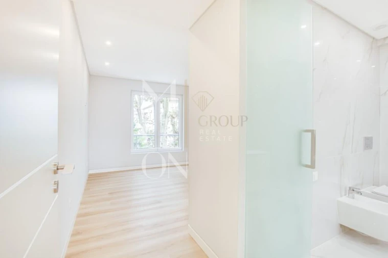 Apartamento T3 para Venda em Carcavelos e Parede Foto 28