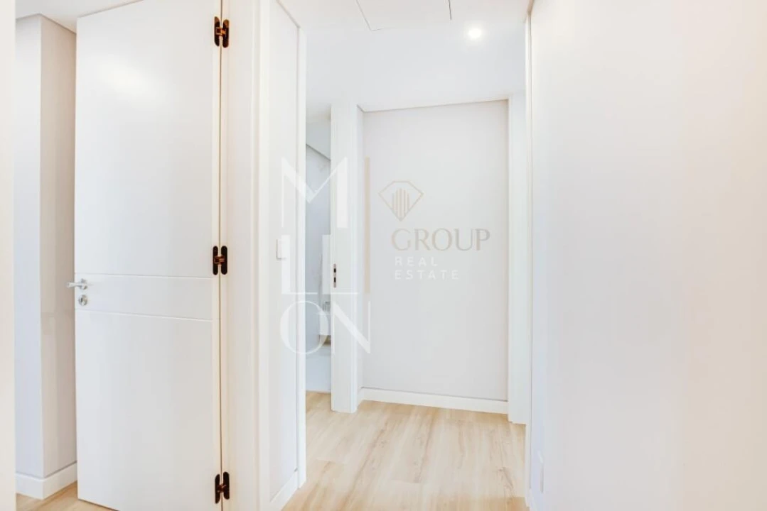 Apartamento T3 para Venda em Carcavelos e Parede Foto 27