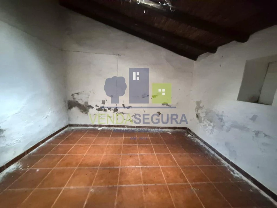 Moradia T2 para Venda em Safara e Santo Aleixo da Restauração Foto 16