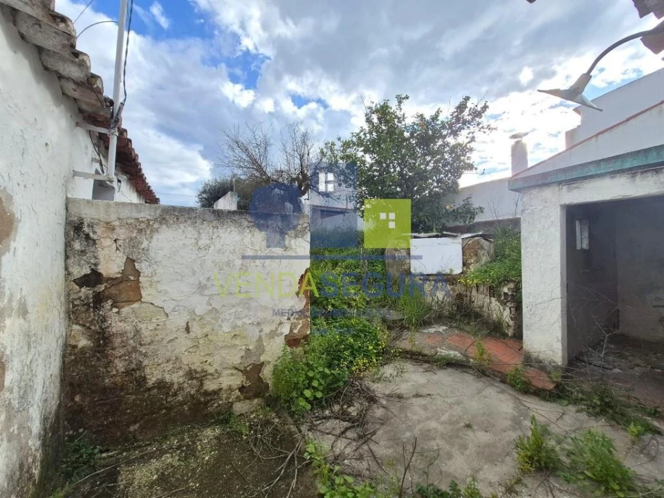 Moradia T2 para Venda em Safara e Santo Aleixo da Restauração Foto 9