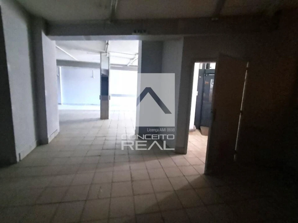 Loja para Arrendamento em Gondomar (São Cosme), Valbom e Jovim Foto 19