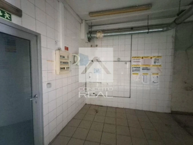 Loja para Arrendamento em Gondomar (São Cosme), Valbom e Jovim Foto 24