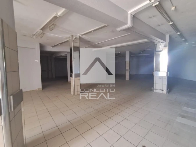 Loja para Arrendamento em Gondomar (São Cosme), Valbom e Jovim Foto 18