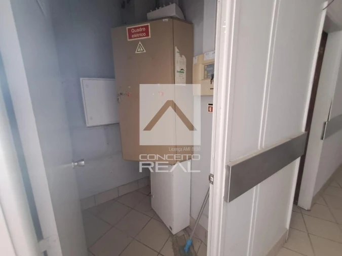 Loja para Arrendamento em Gondomar (São Cosme), Valbom e Jovim Foto 15