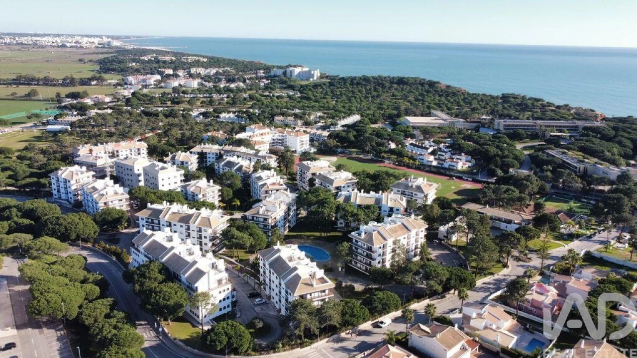 Apartamento T2 para Venda em Albufeira e Olhos de Água Foto 16