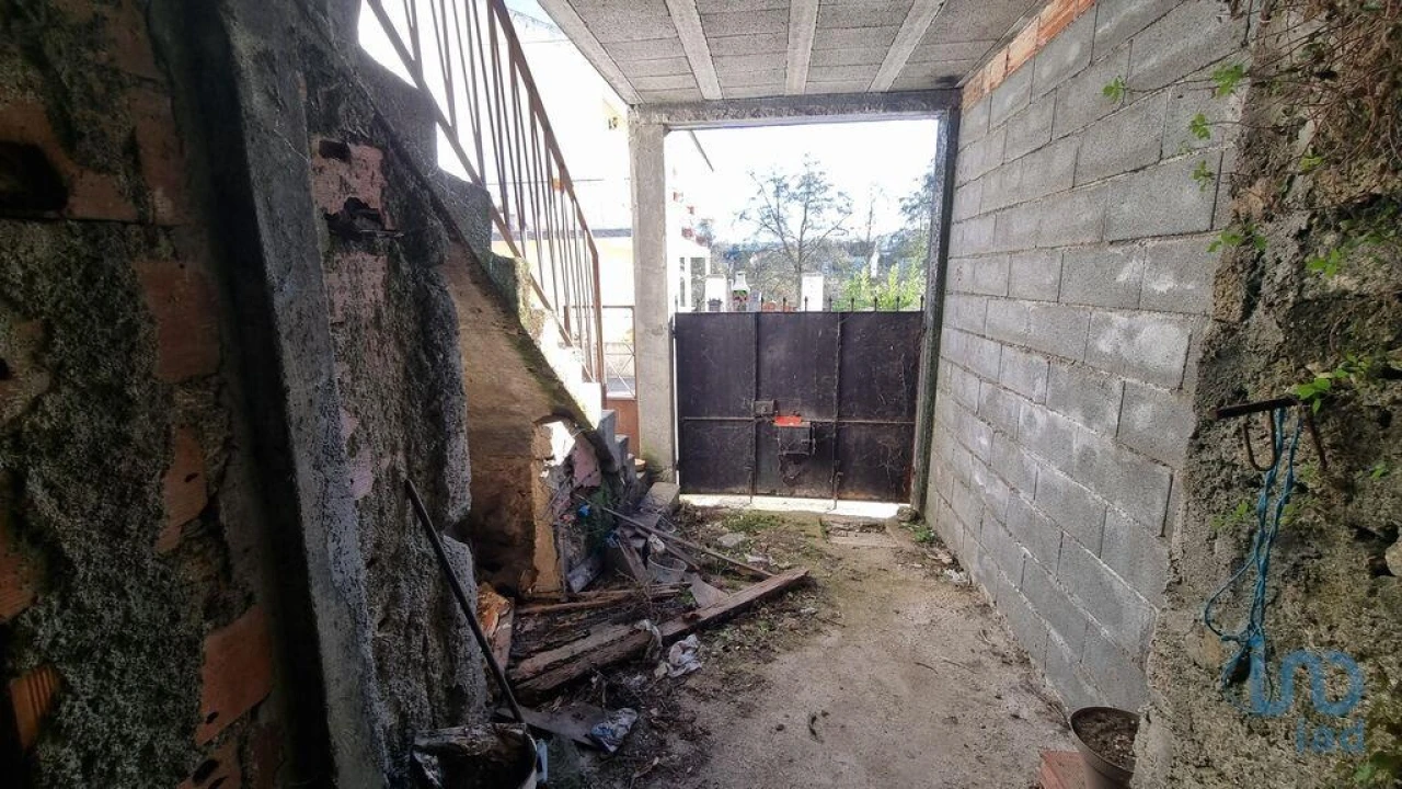 Moradia T3 para Venda em Lajeosa do Mondego Foto 10