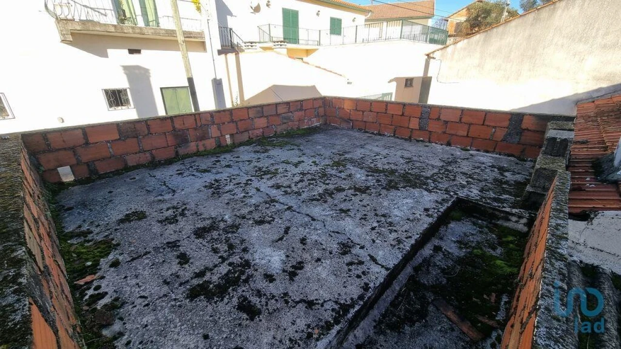 Moradia T3 para Venda em Lajeosa do Mondego Foto 12