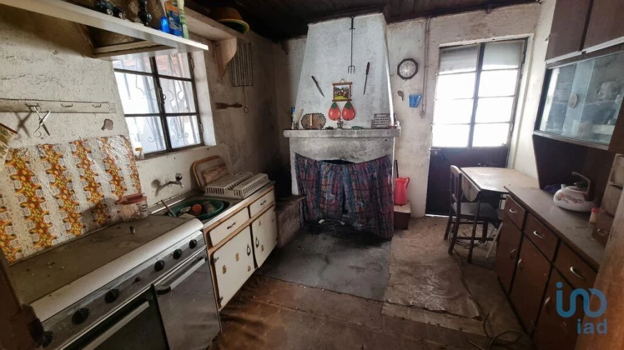 Moradia T3 para Venda em Lajeosa do Mondego Foto 4