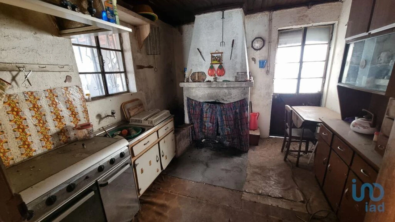 Moradia T3 para Venda em Lajeosa do Mondego Foto 4