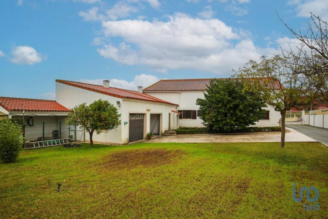 Moradia T5 para Venda em Campelos e Outeiro da Cabeça Foto 5