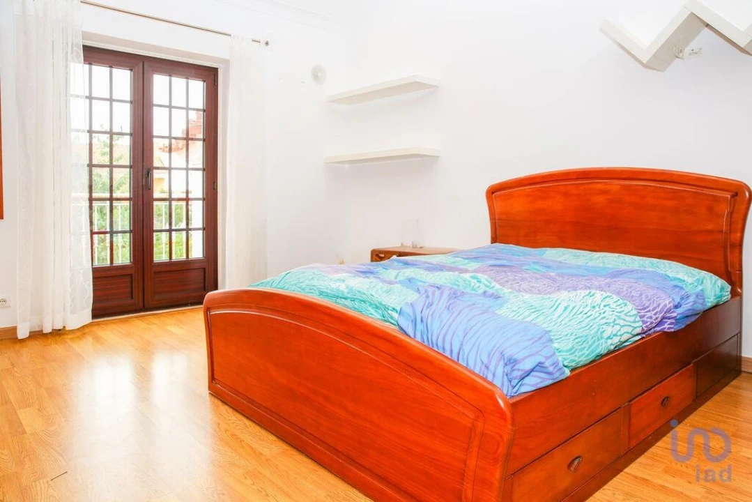 Moradia T5 para Venda em Campelos e Outeiro da Cabeça Foto 12