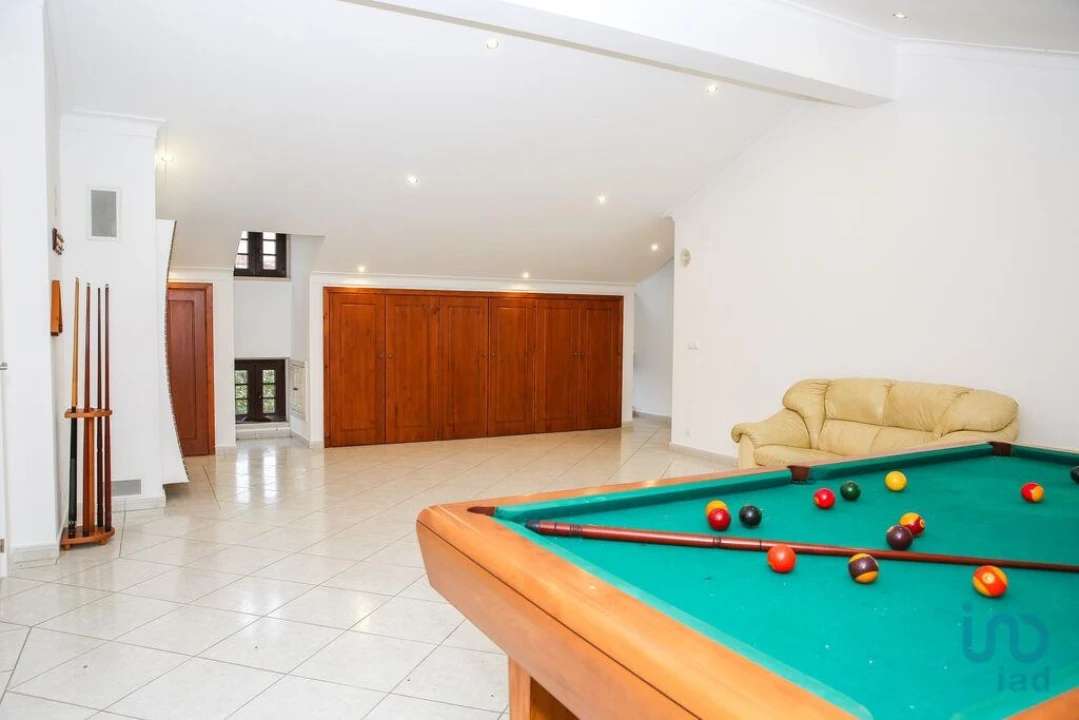 Moradia T5 para Venda em Campelos e Outeiro da Cabeça Foto 3