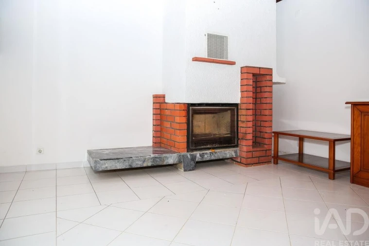 Moradia T5 para Venda em Campelos e Outeiro da Cabeça Foto 25