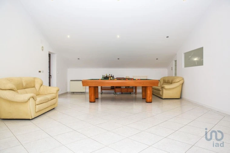 Moradia T5 para Venda em Campelos e Outeiro da Cabeça Foto 8