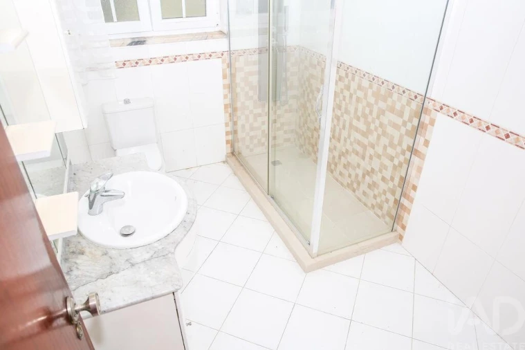 Moradia T5 para Venda em Campelos e Outeiro da Cabeça Foto 23