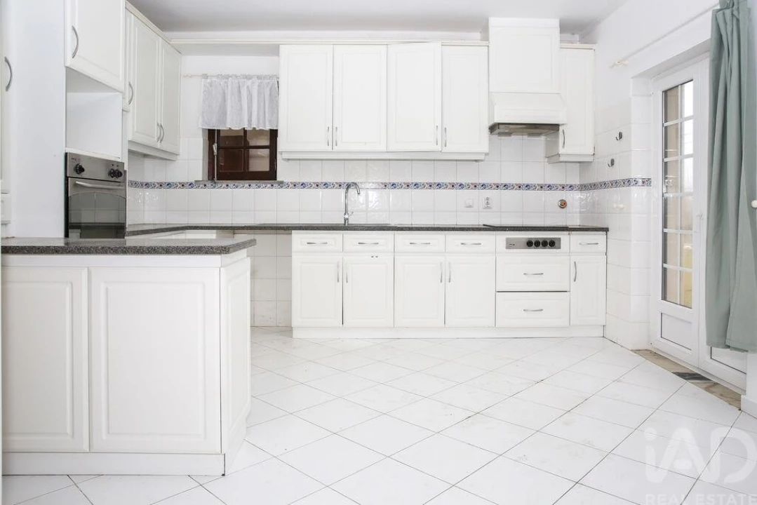 Moradia T5 para Venda em Campelos e Outeiro da Cabeça Foto 27