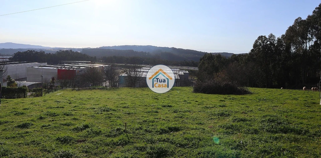 Terreno para Venda em Vila Nova de Famalicão e Calendário Foto 2