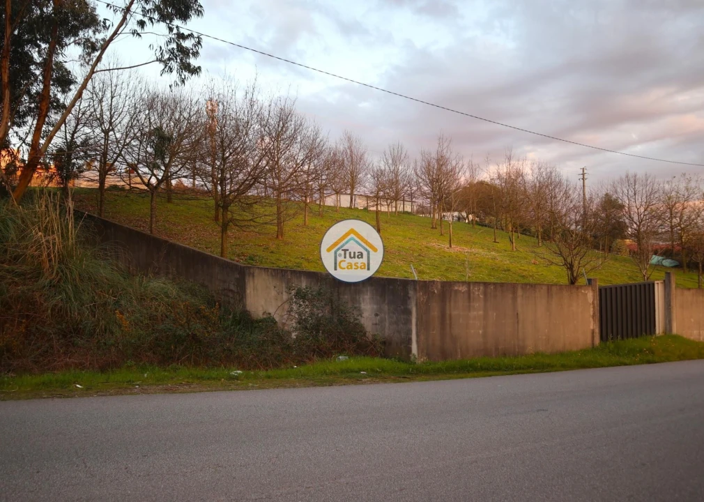 Terreno para Venda em Vila Nova de Famalicão e Calendário Foto 11