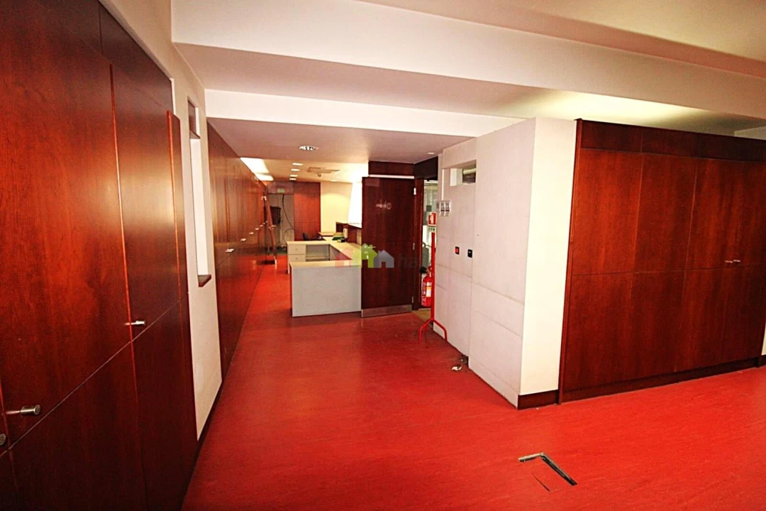 Loja para Venda em Baixa da Banheira e Vale da Amoreira Foto 14