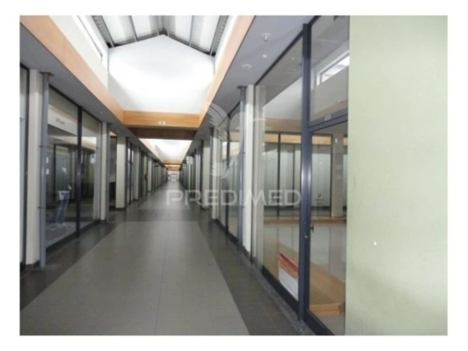 Loja para Venda em Albergaria-A-Velha e Valmaior Foto 7