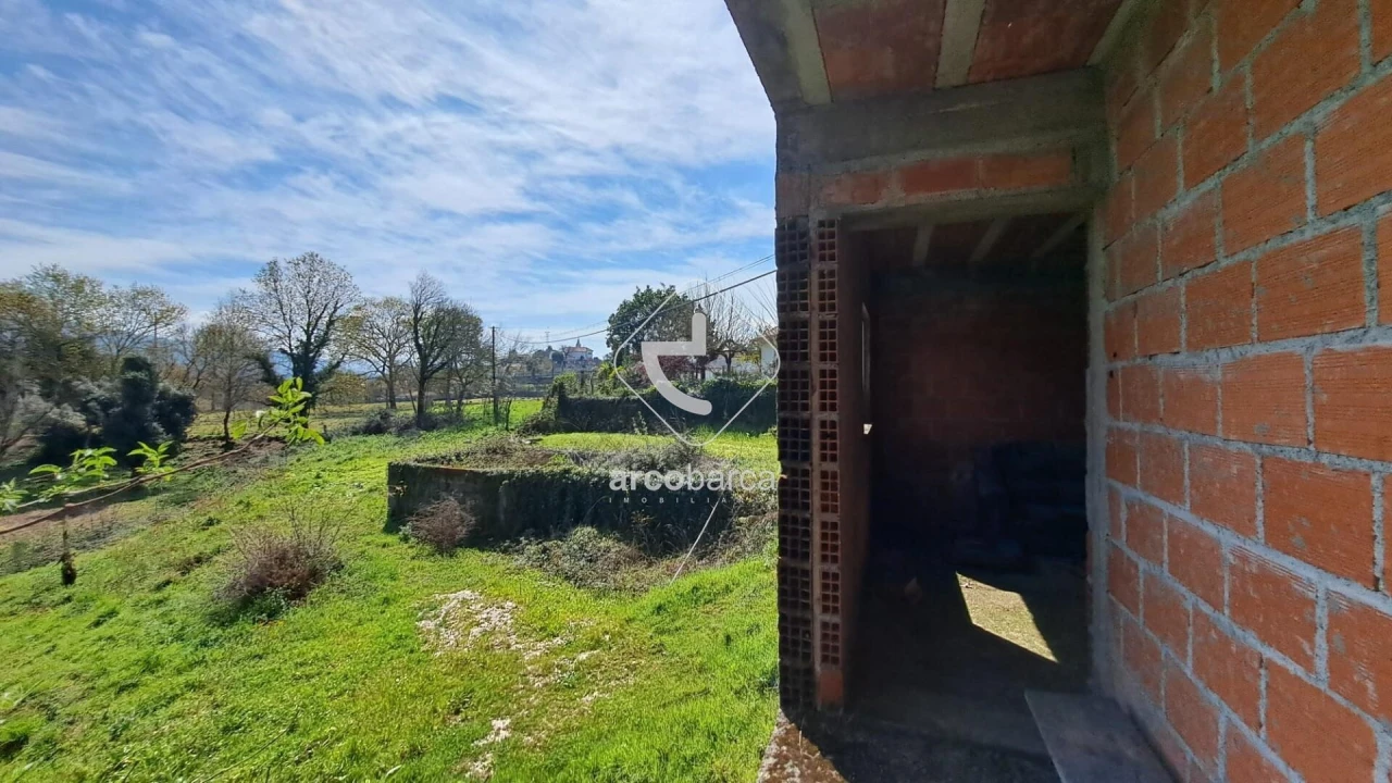 Moradia T4 para Venda em Gondoriz Foto 9