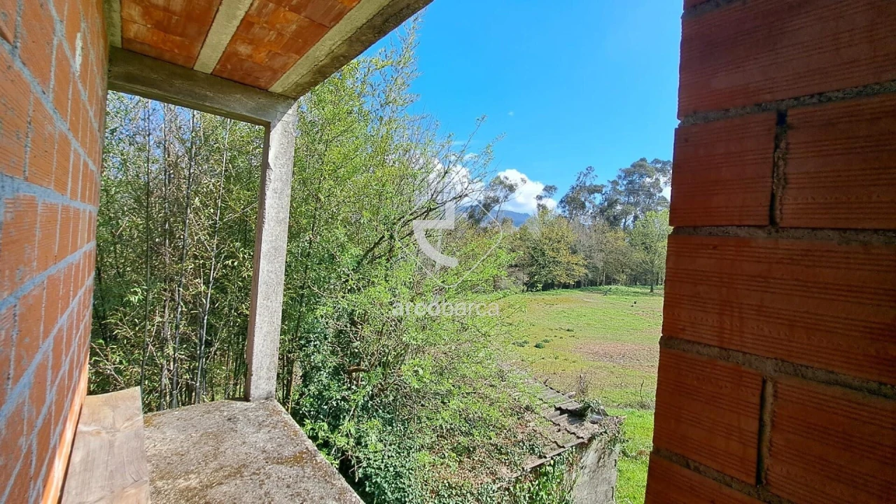 Moradia T4 para Venda em Gondoriz Foto 11