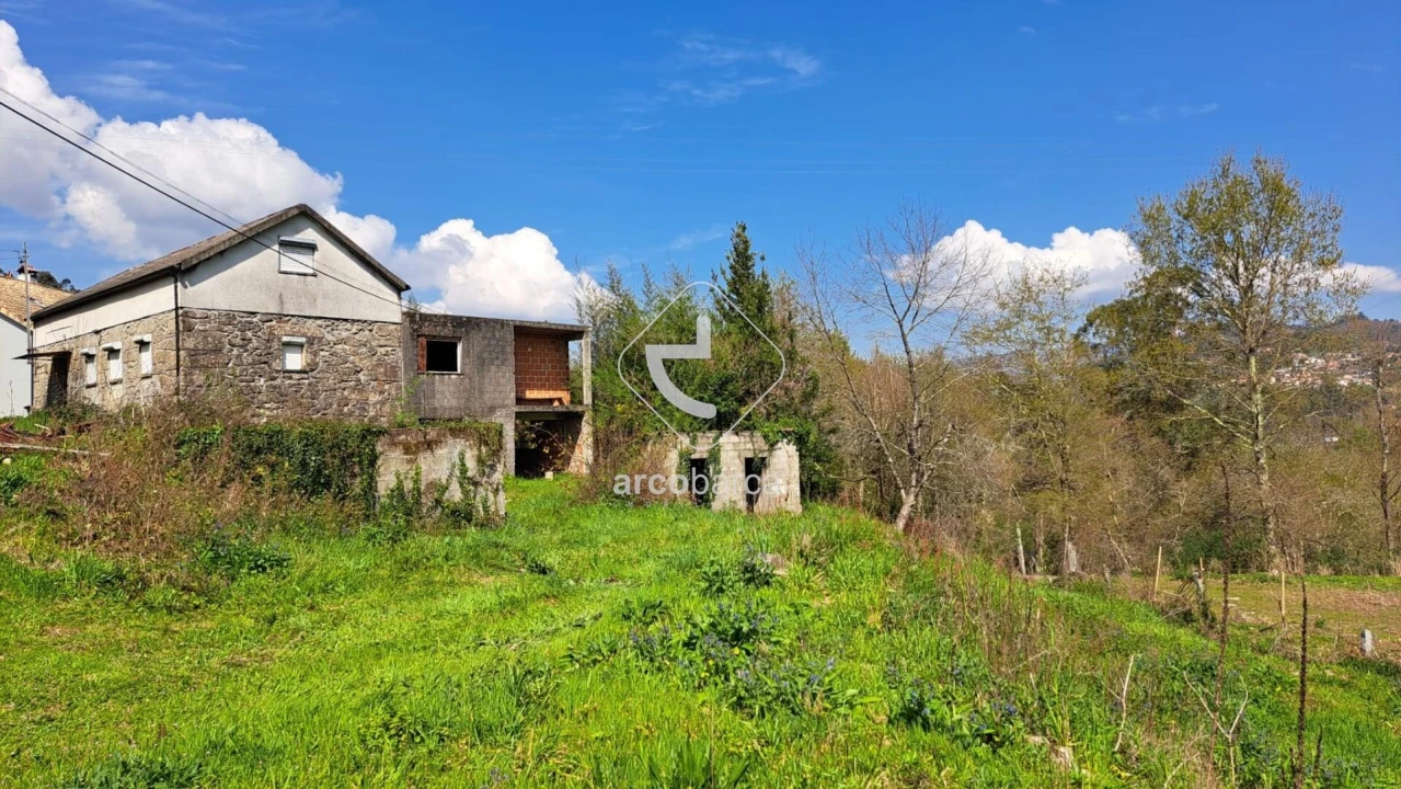 Moradia T4 para Venda em Gondoriz Foto 22