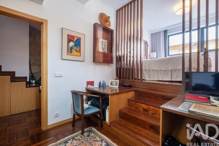 Moradia T7 para Venda em Paranhos Foto 4