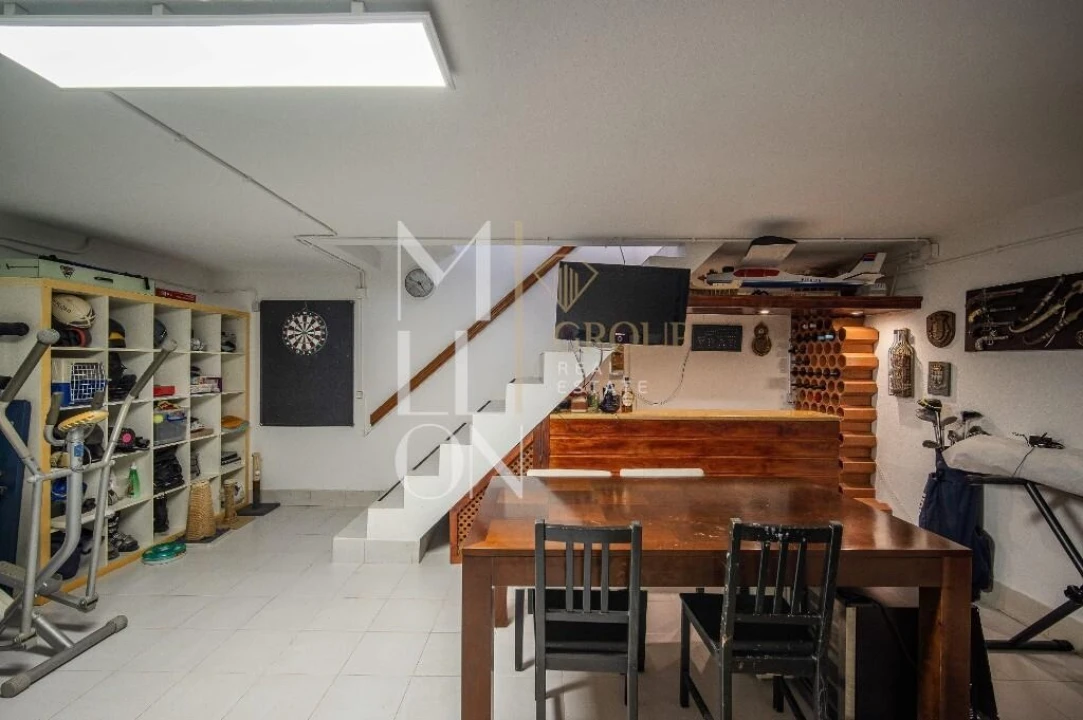 Moradia T5 para Venda em Quinta do Conde Foto 5