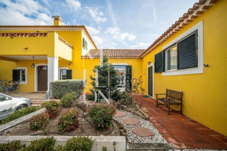 Moradia T5 para Venda em Quinta do Conde Foto 56