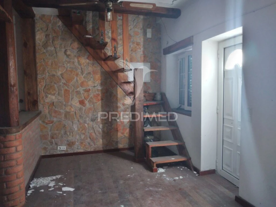 Moradia T1 para Venda em Seixal, Arrentela e Aldeia de Paio Pires Foto 2